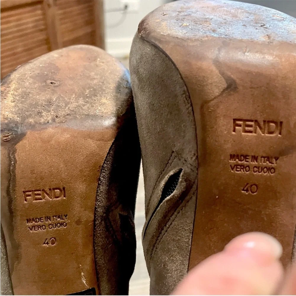 Fendi – Over-the-Knee Suede Boots – Brown – Size 40 (US 9.5)